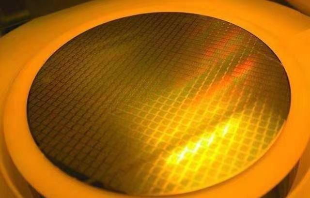 Applications des plaquettes en carbure de silicium Silicon Carbide Wafer Applications & Trends