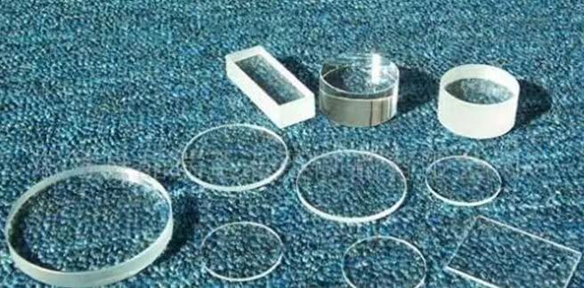 Quartz Glass vs Ordinary Glass: Differences