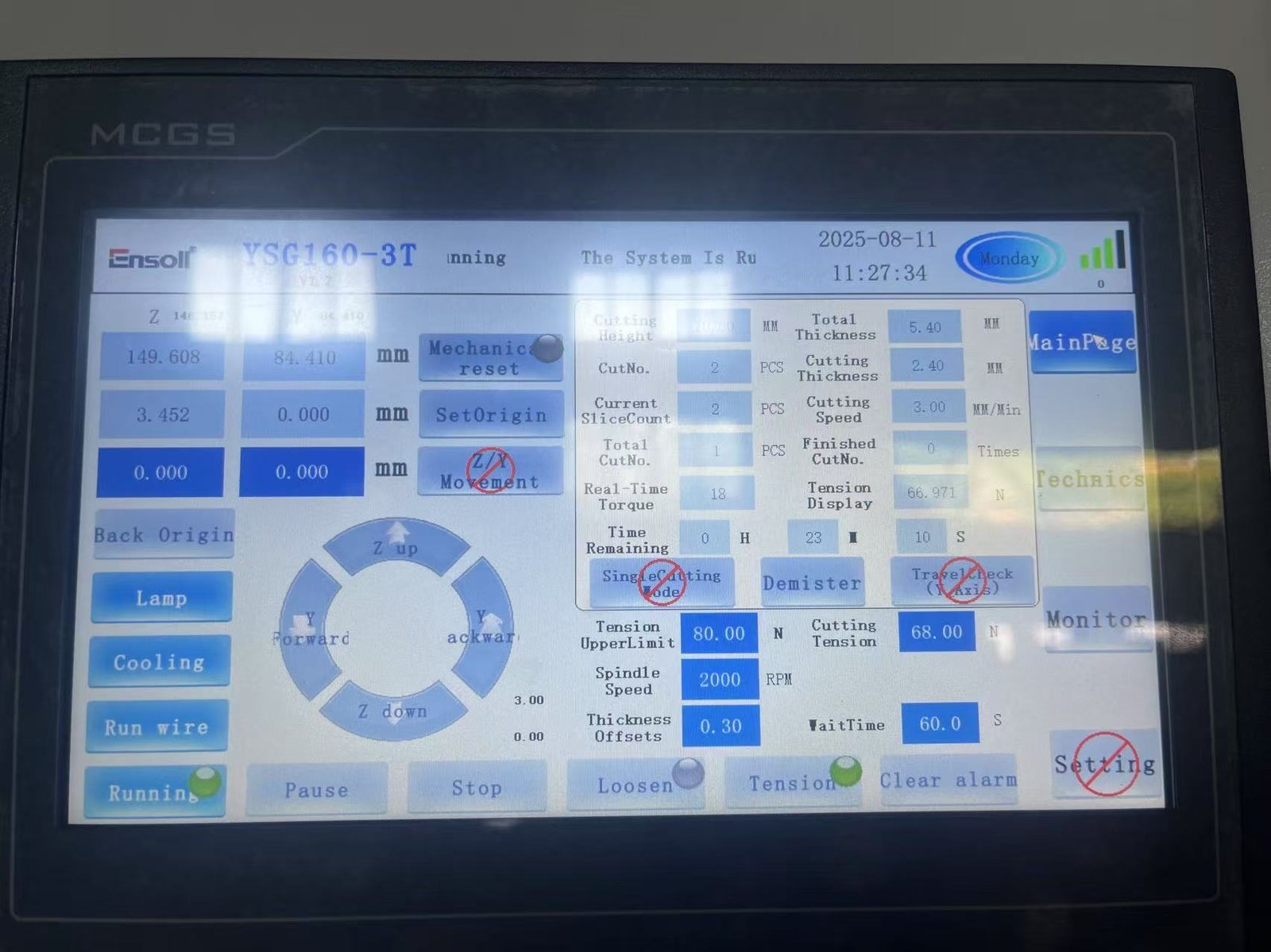 Machine control panel during the BG38 glass sheet test: cutting speed 3.00 mm/min, cutting wire tension 68.00 N, wire-bow time 60 s, spindle speed 2000 rpm